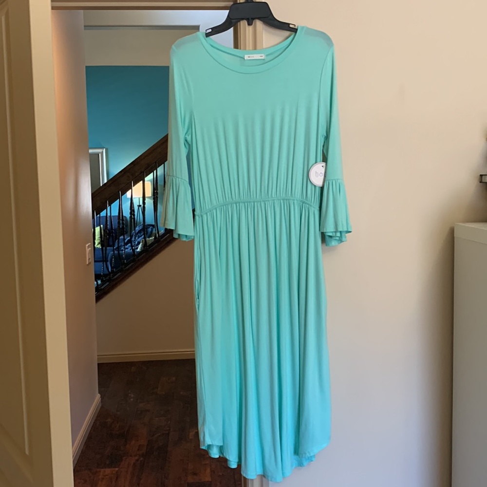 NWT - Reb & J - L mint green dress 3/4 sleeve pockets